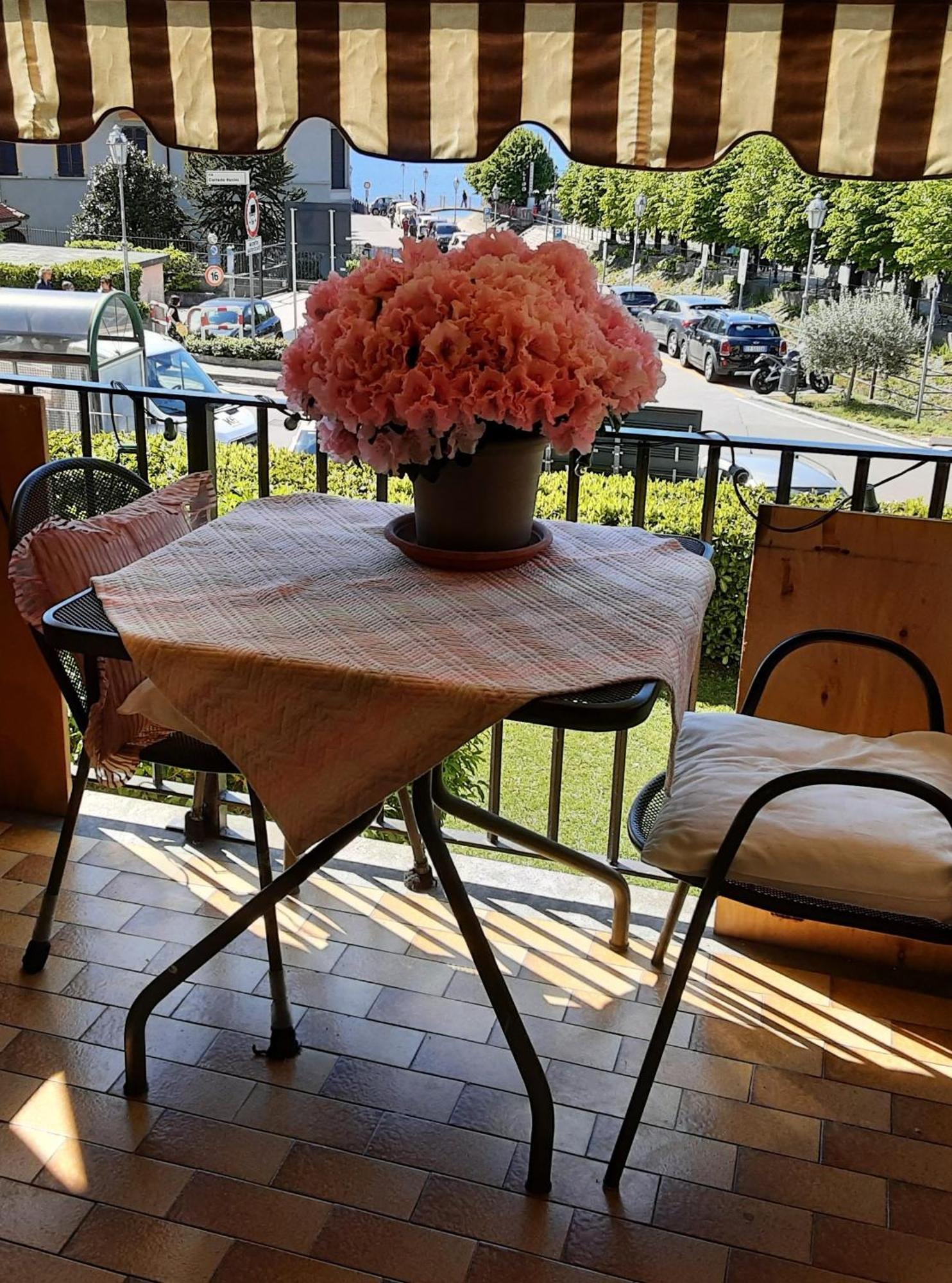 Tosca House 2 Bed & Breakfast Varenna Dış mekan fotoğraf