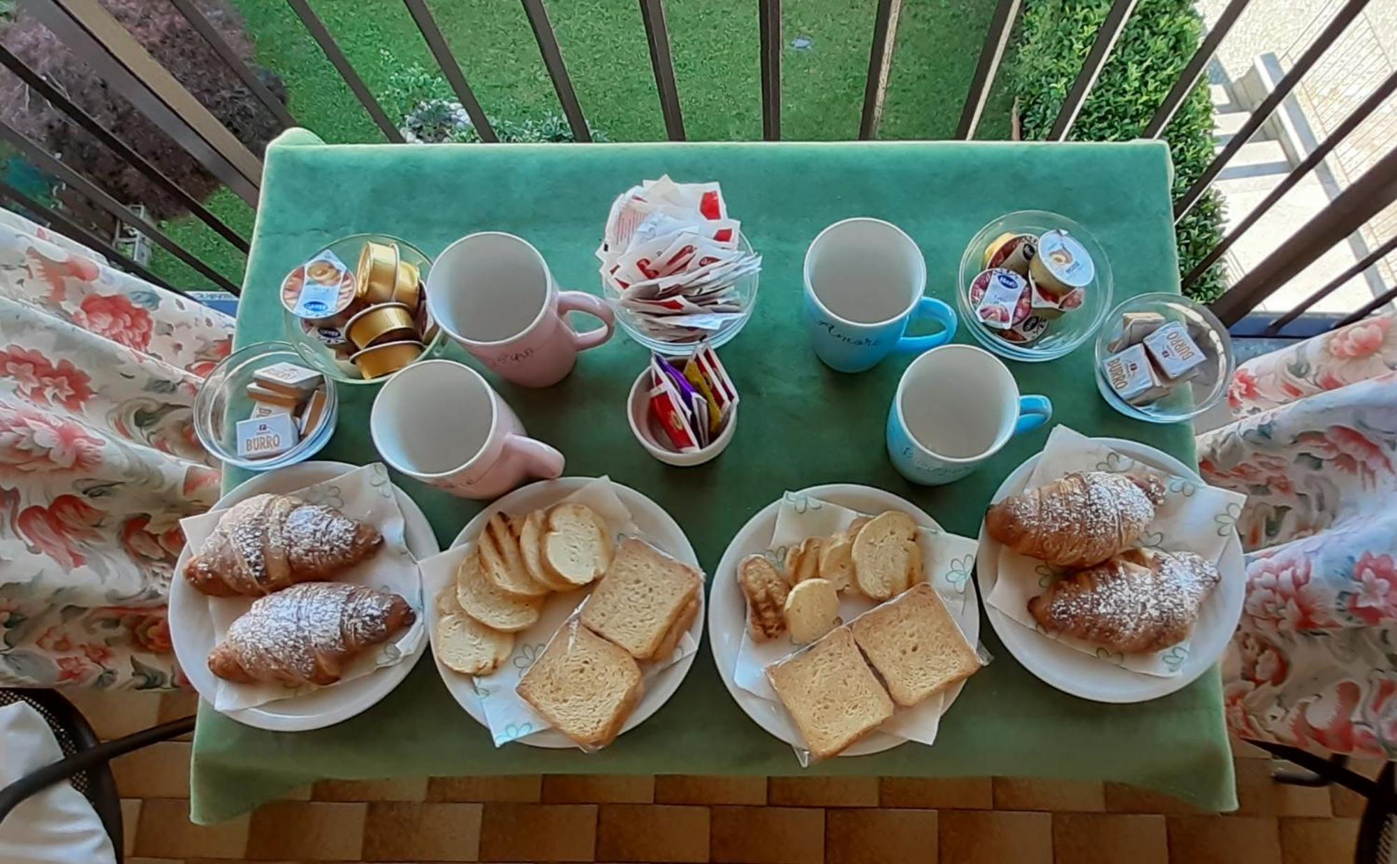 Tosca House 2 Bed & Breakfast Varenna Dış mekan fotoğraf