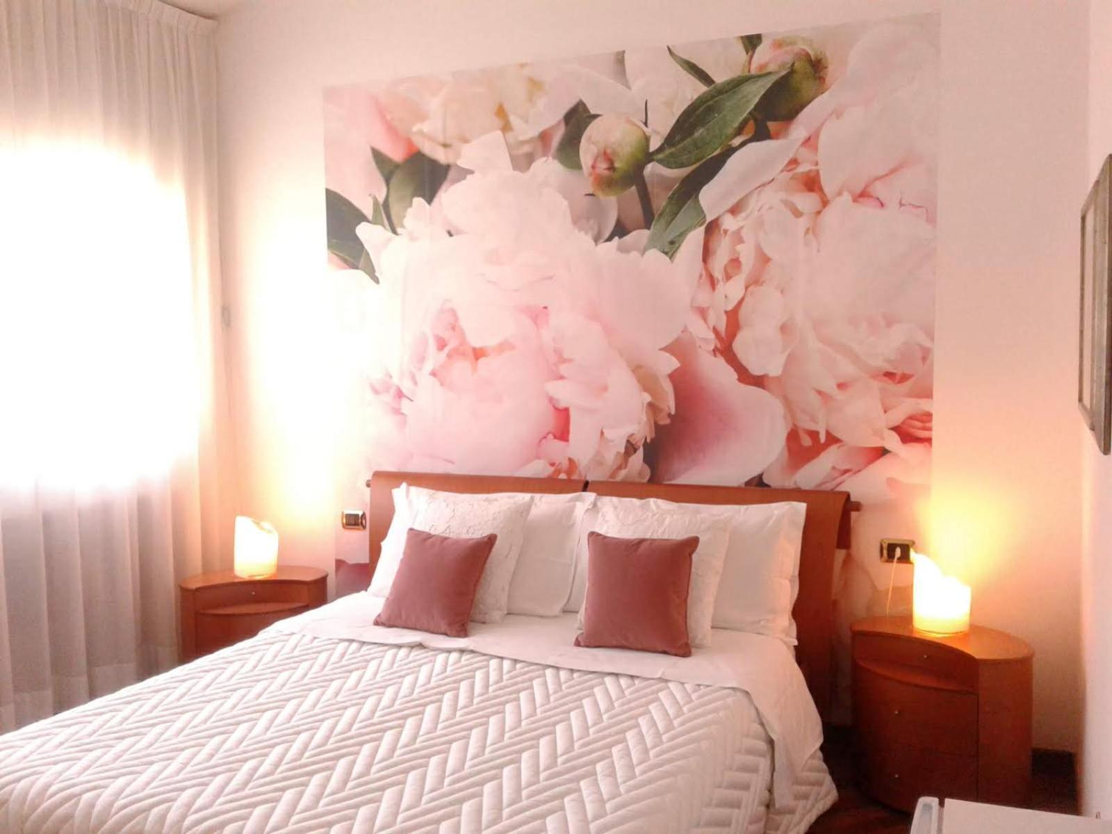 Tosca House 2 Bed & Breakfast Varenna Dış mekan fotoğraf