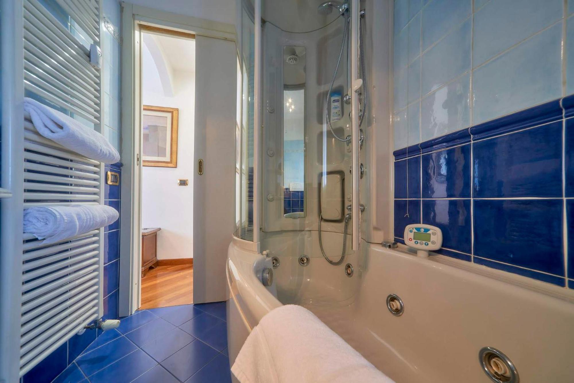 Tosca House 2 Bed & Breakfast Varenna Dış mekan fotoğraf