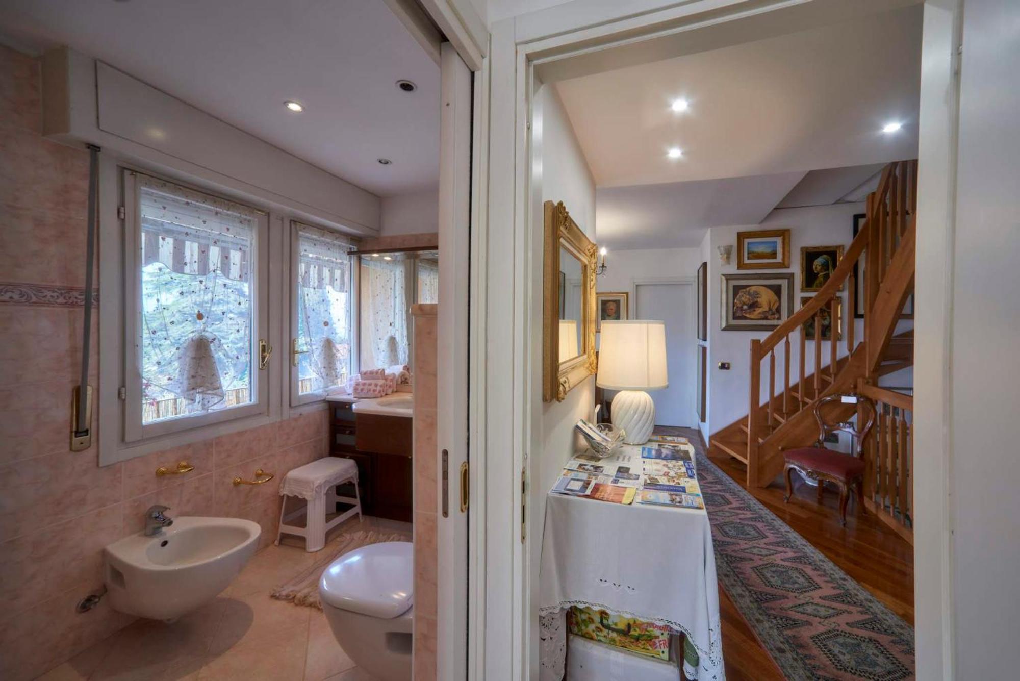 Tosca House 2 Bed & Breakfast Varenna Dış mekan fotoğraf