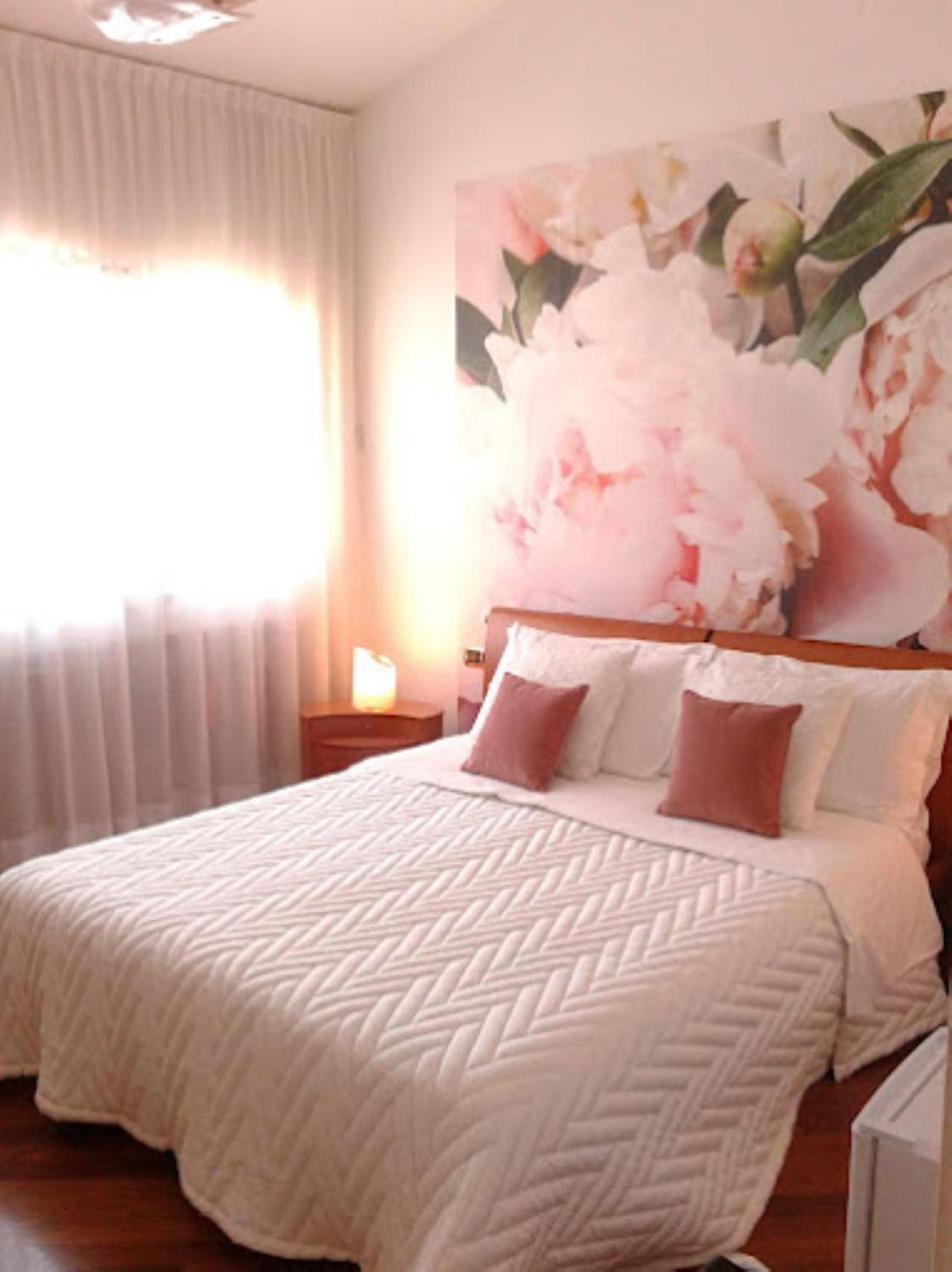 Tosca House 2 Bed & Breakfast Varenna Dış mekan fotoğraf