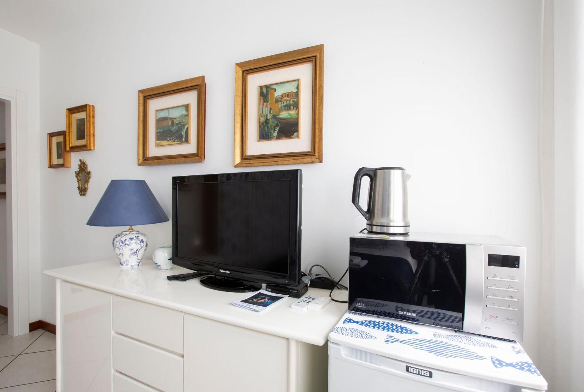 Tosca House 2 Bed & Breakfast Varenna Dış mekan fotoğraf