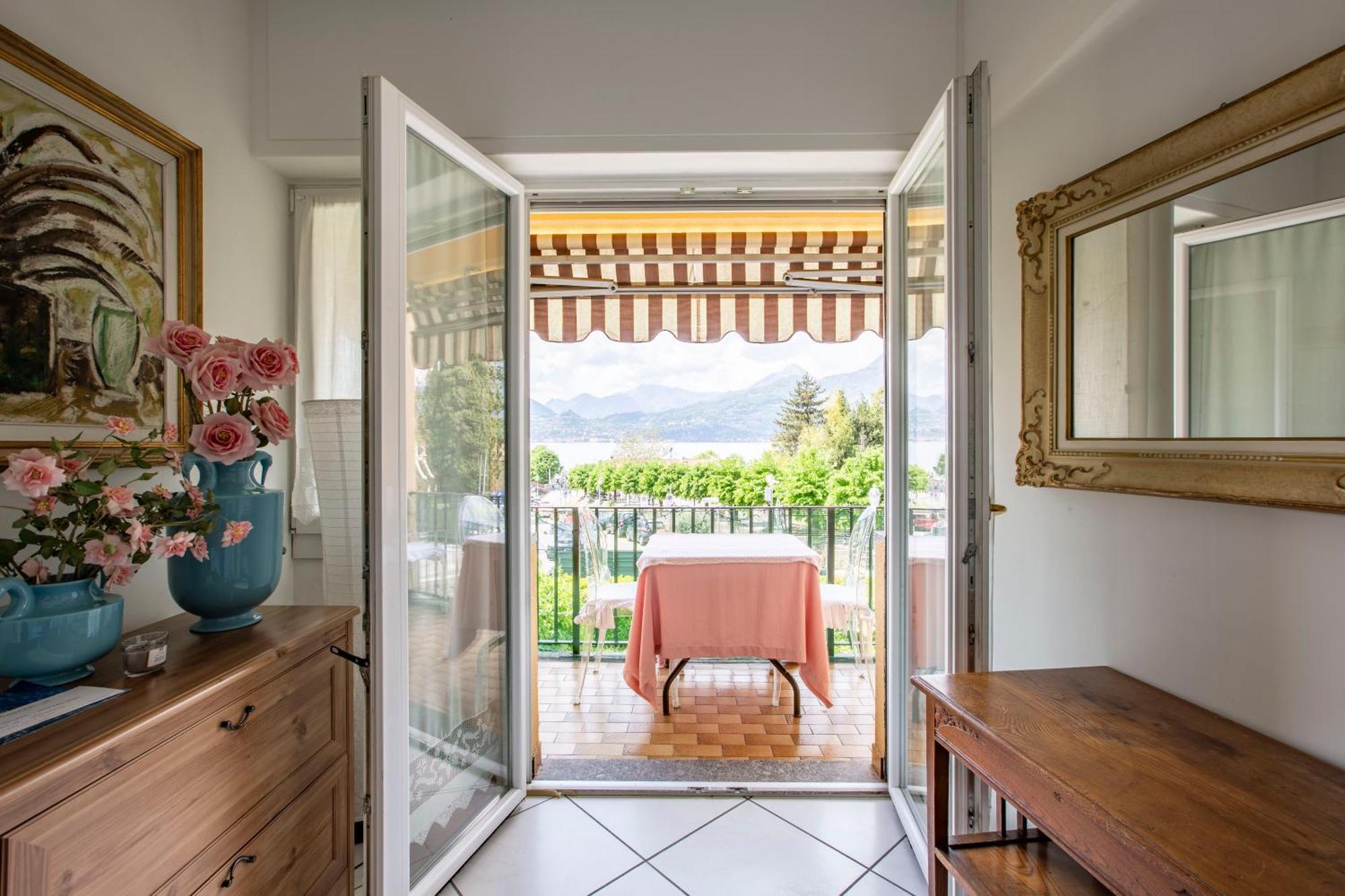 Tosca House 2 Bed & Breakfast Varenna Dış mekan fotoğraf